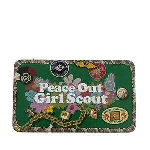 Girl Scouts 60th Anniversary Peace Out Groovy Collectors Tin Flowers Badge